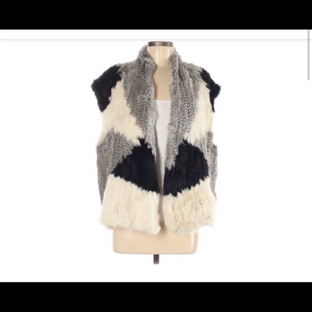 VINCE rabbit fur vest